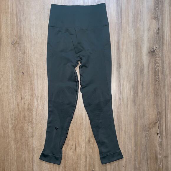 Lululemon Zone In Crop Athletic Compression Legging - Picture 3 of 16